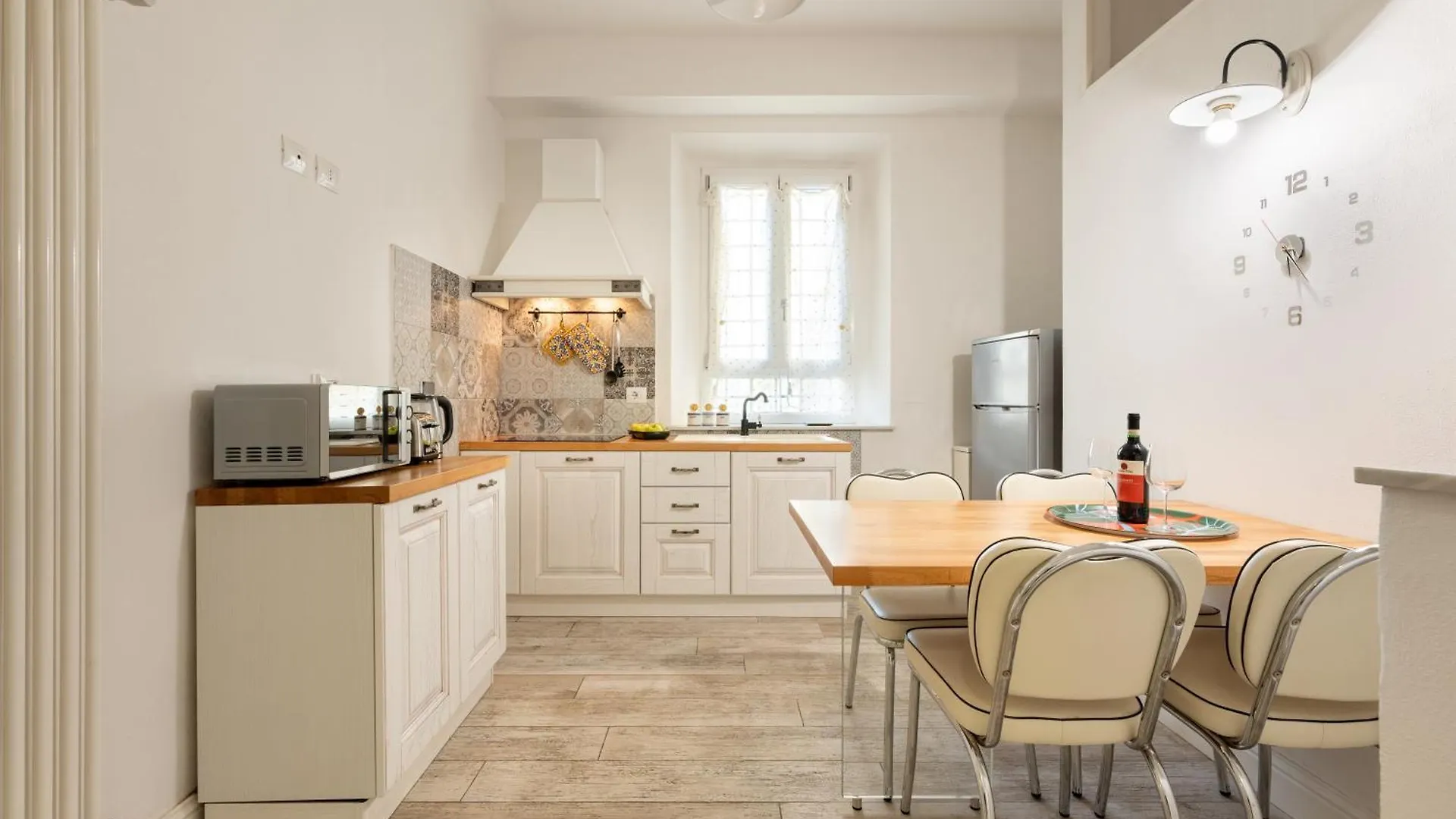 Keys Of Italy - Canne26 - Modern Chic Two Bedrooms Apartment Φλωρεντία 0*,  Ιταλία